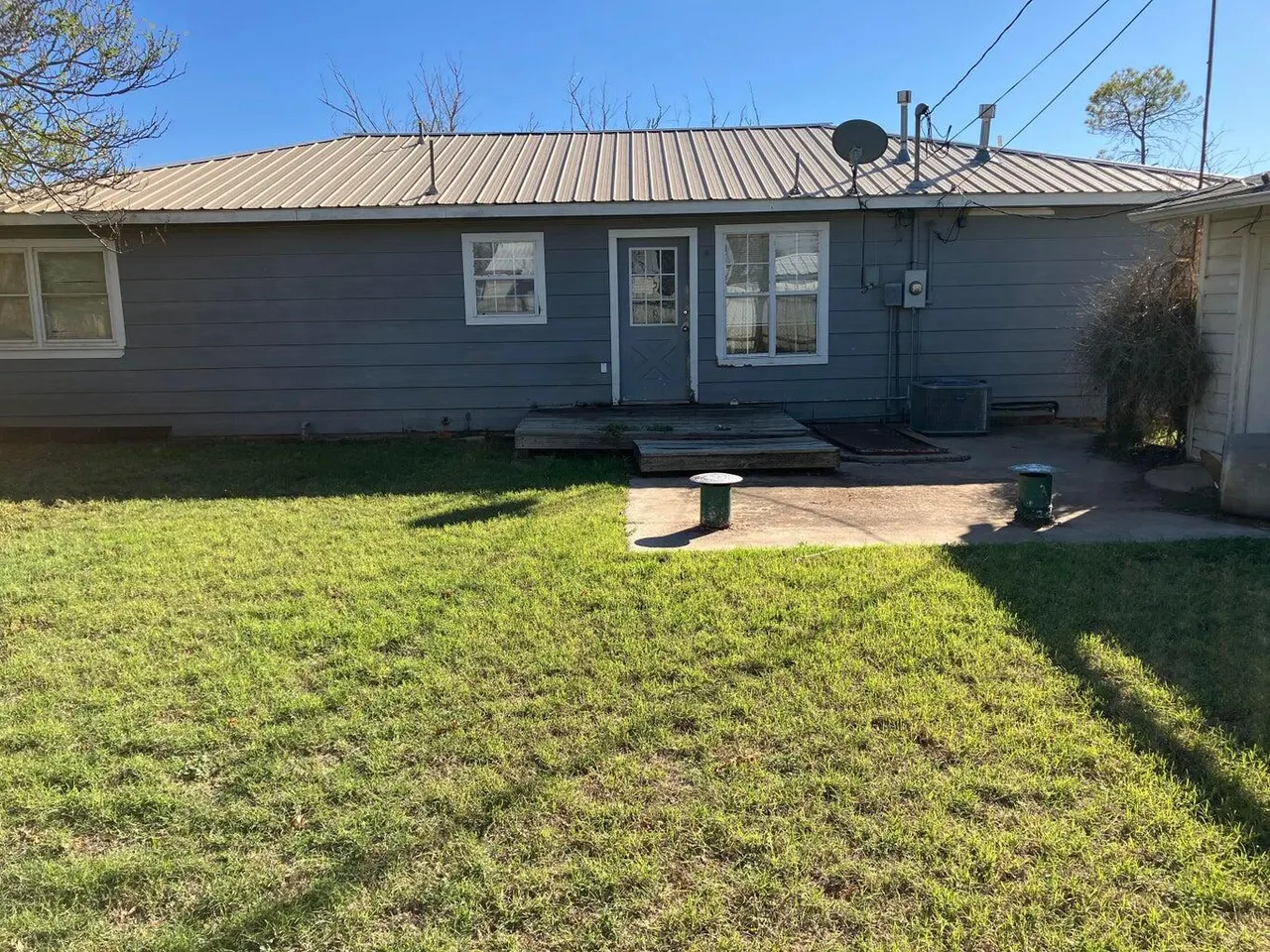 Photo 56 — 305 SE 8th Street, Plainview, TX 79072