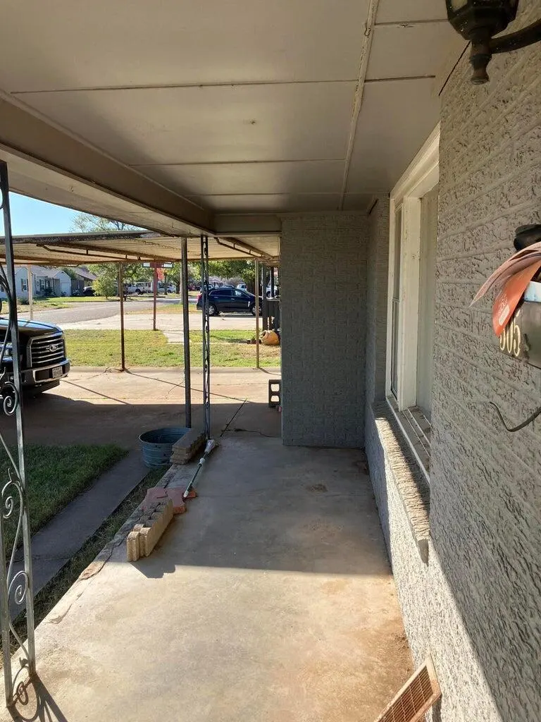Photo 61 — 305 SE 8th Street, Plainview, TX 79072