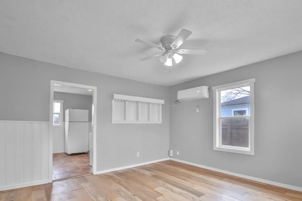 Photo 4 — 2205 39th Street, Lubbock, TX 79412