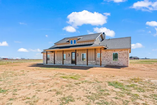 Photo 2 — 7222 E Woodrow Road, Slaton, TX 79364