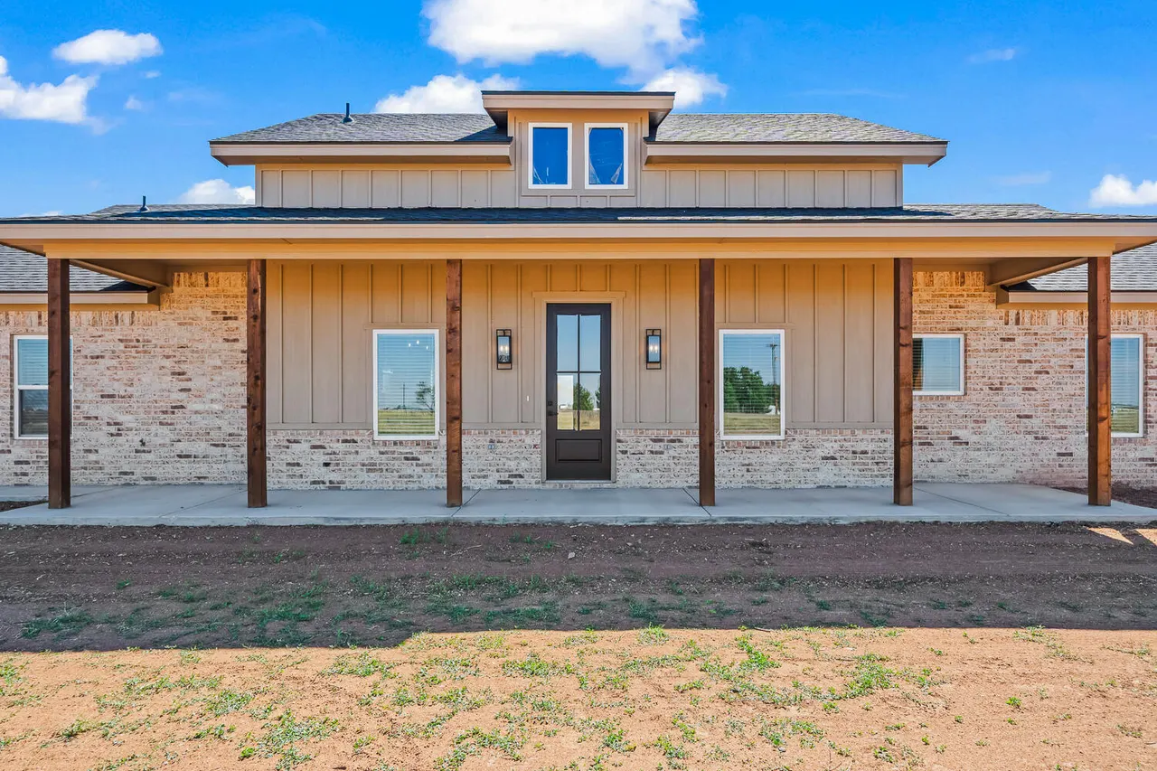 Photo 3 — 7222 E Woodrow Road, Slaton, TX 79364