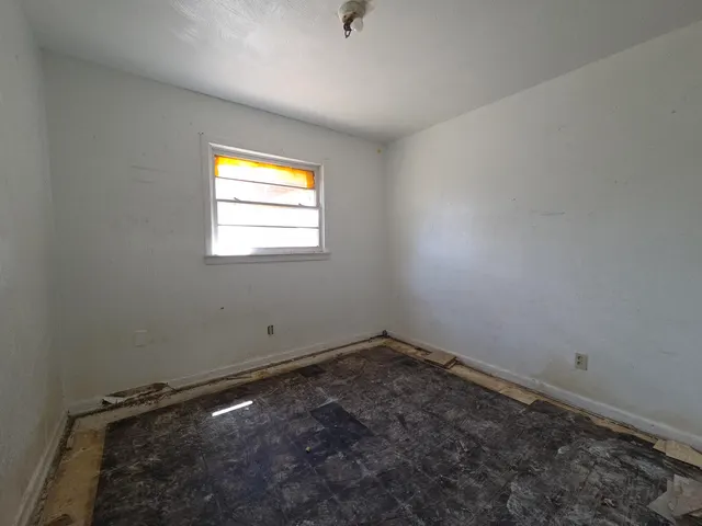 Photo 8 — 607 Zenith Avenue, Lubbock, TX 79403