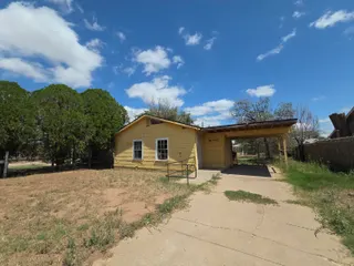 Sold home at 607 Zenith Avenue