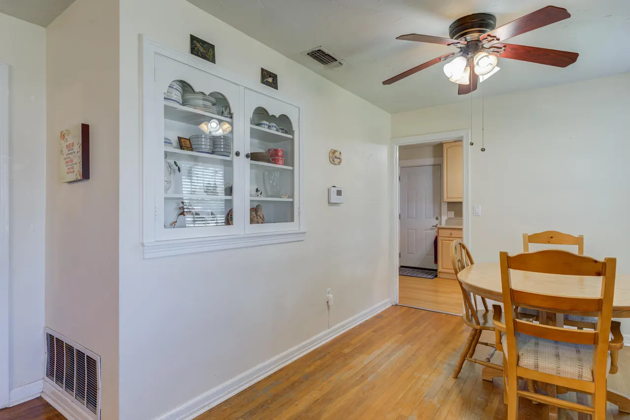 Photo 11 — 916 E Tate Street, Brownfield, TX 79316