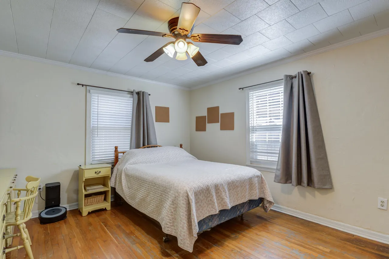 Photo 26 — 916 E Tate Street, Brownfield, TX 79316