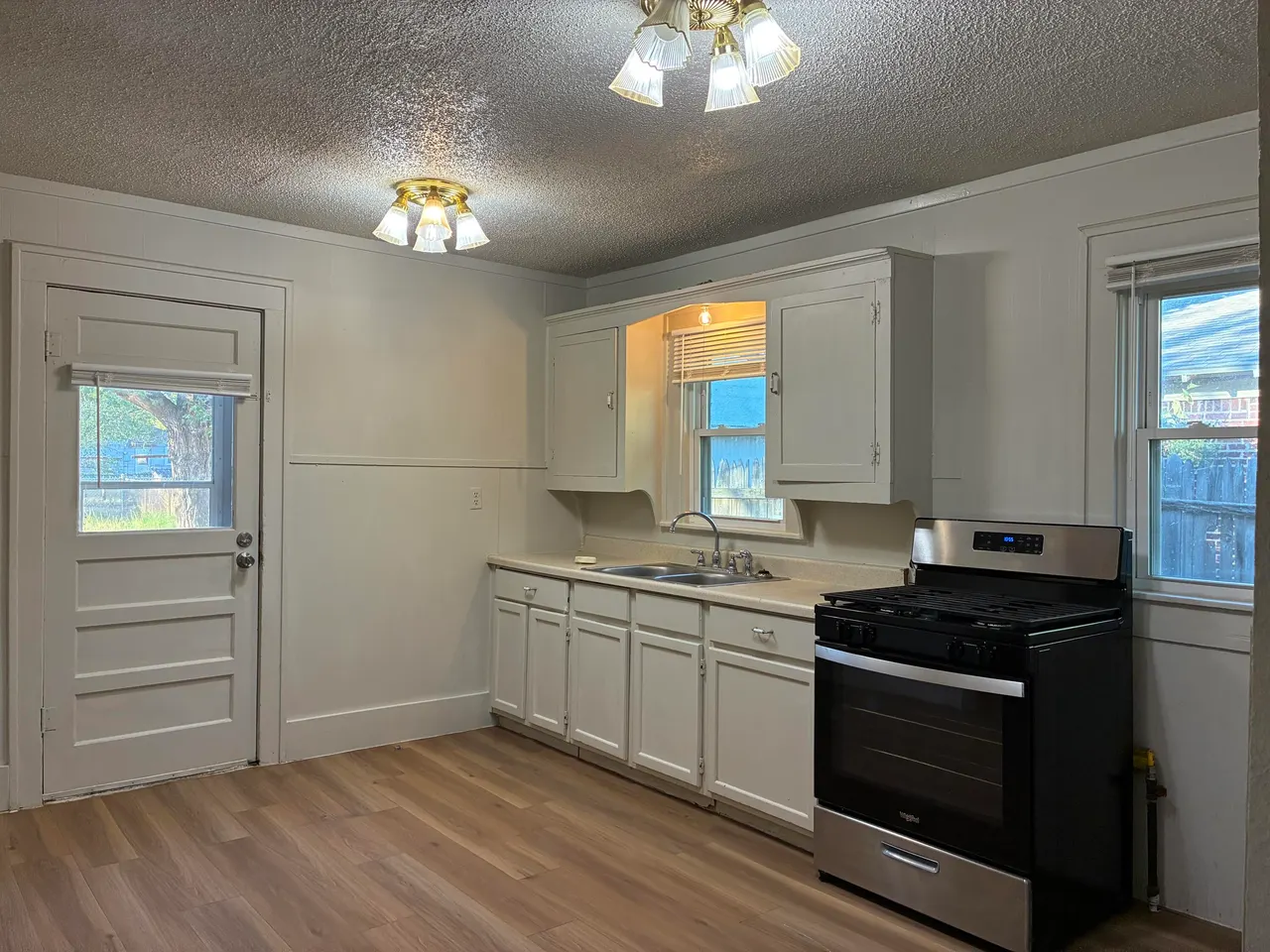 Photo 8 — 2217 25th Street, Lubbock, TX 79411
