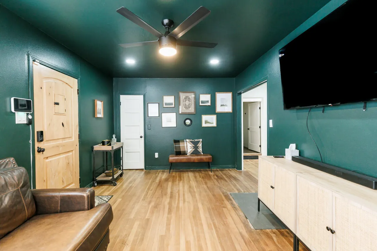 Photo 10 — 2317 29th Street, Lubbock, TX 79411