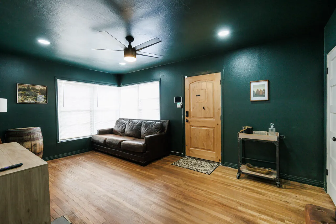 Photo 11 — 2317 29th Street, Lubbock, TX 79411