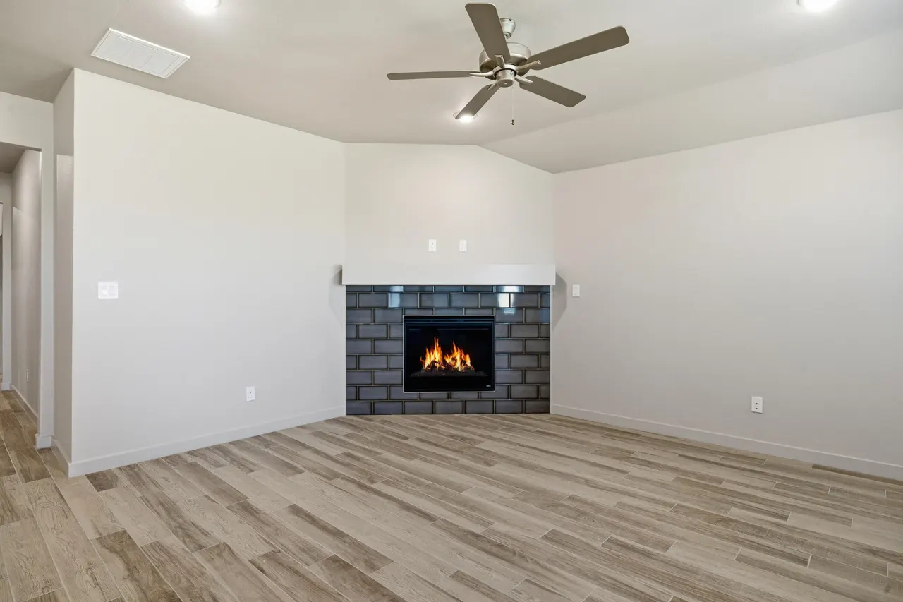Photo 4 — 616 E 13th Street, Wolfforth, TX 79382