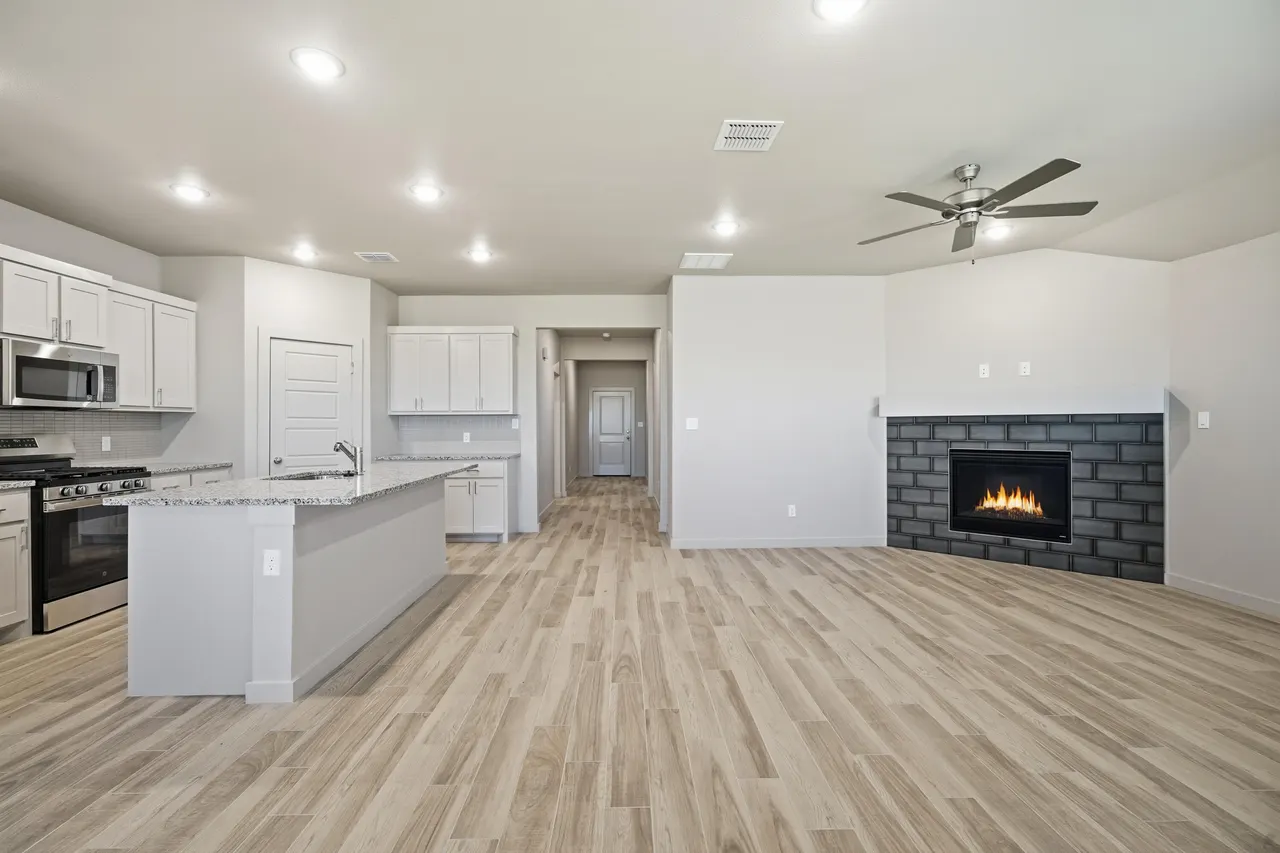 Photo 6 — 616 E 13th Street, Wolfforth, TX 79382