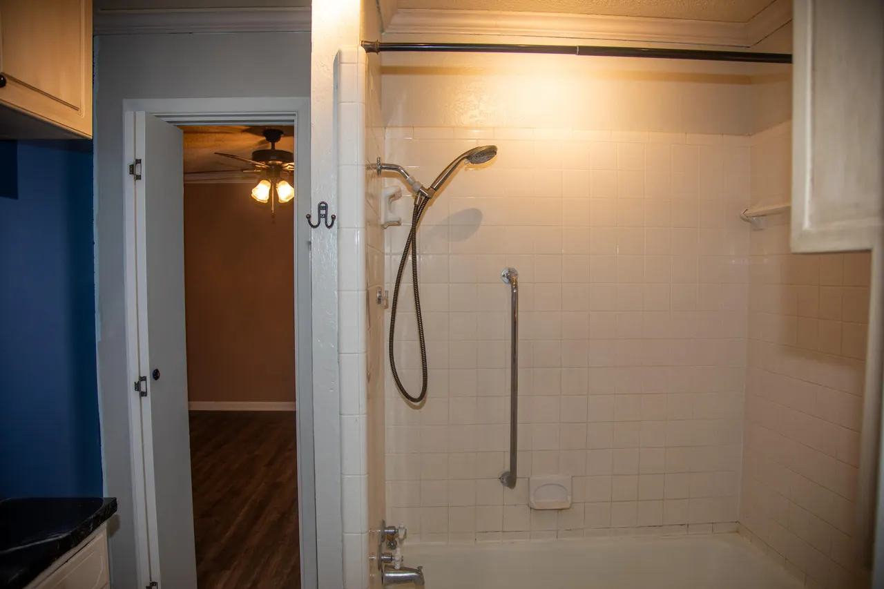 Photo 8 — 820 Hickory Street, Idalou, TX 79329