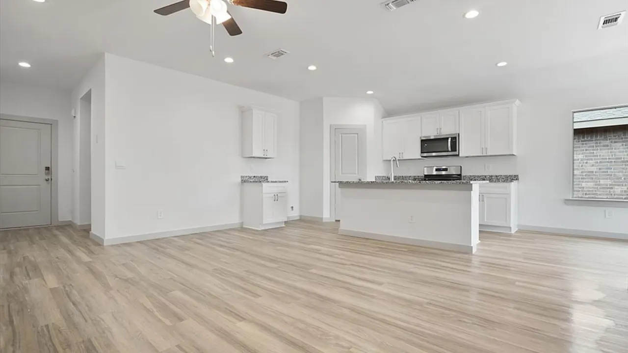 Photo 4 — 612 15th Street, Wolfforth, TX 79382