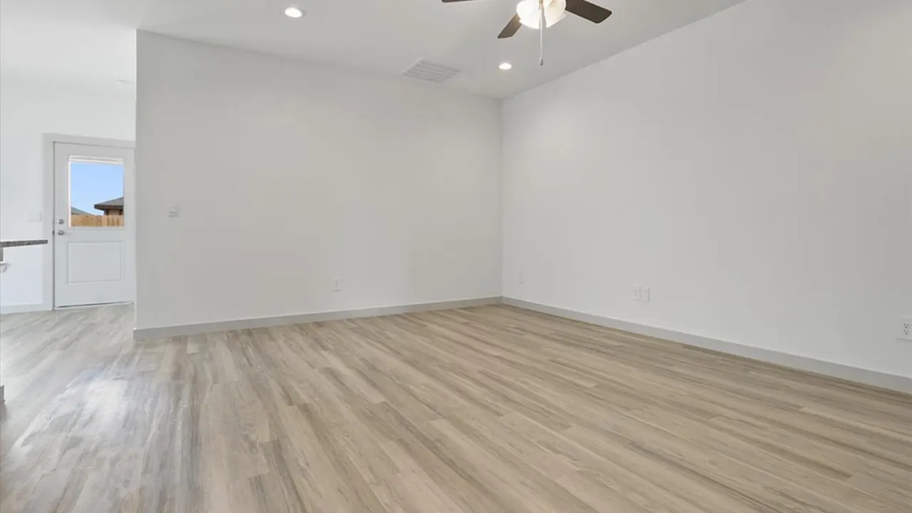 Photo 8 — 612 15th Street, Wolfforth, TX 79382