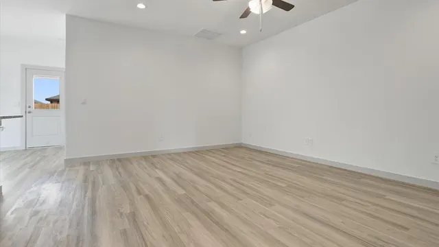 Photo 8 — 612 15th Street, Wolfforth, TX 79382