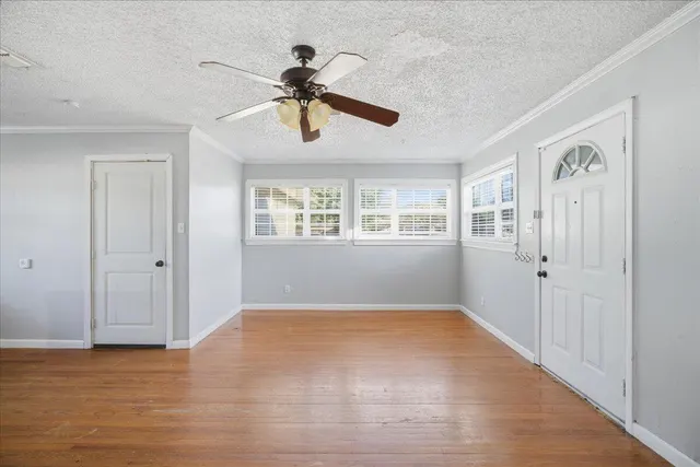 Photo 3 — 3813 31st Street, Lubbock, TX 79410