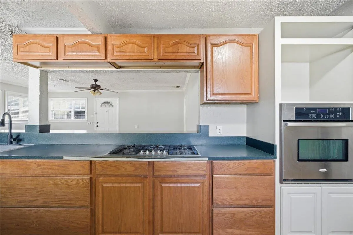 Photo 7 — 3813 31st Street, Lubbock, TX 79410