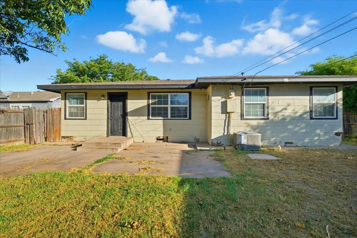 Photo 22 — 3813 31st Street, Lubbock, TX 79410