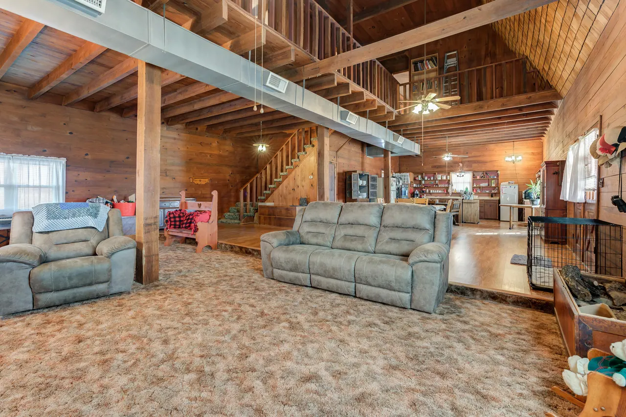 Photo 25 — 1548 S I-27, Hale Center, TX 79041