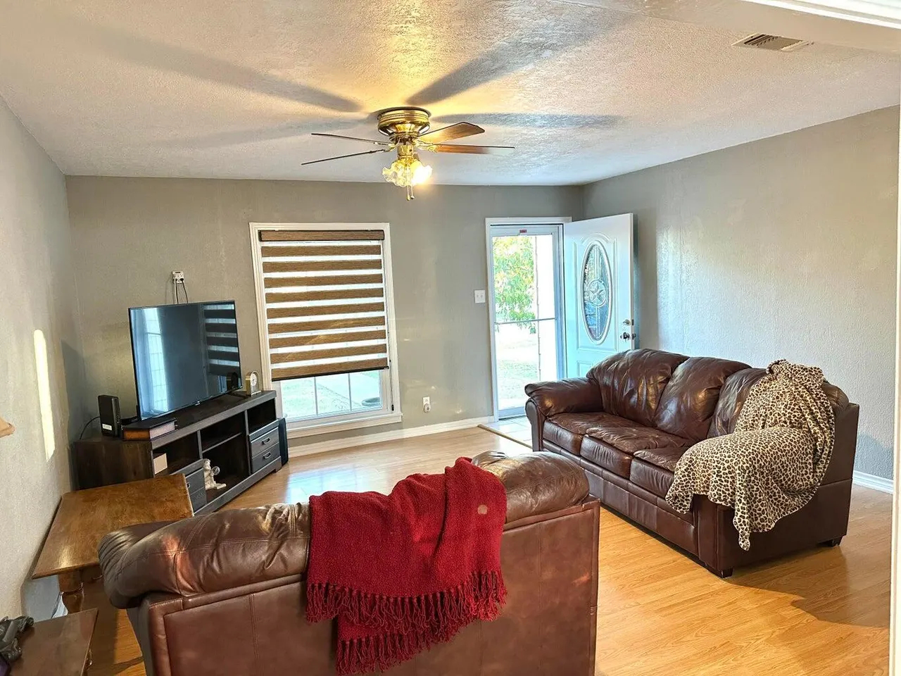 Photo 2 — 401 Xenia Street, Plainview, TX 79072