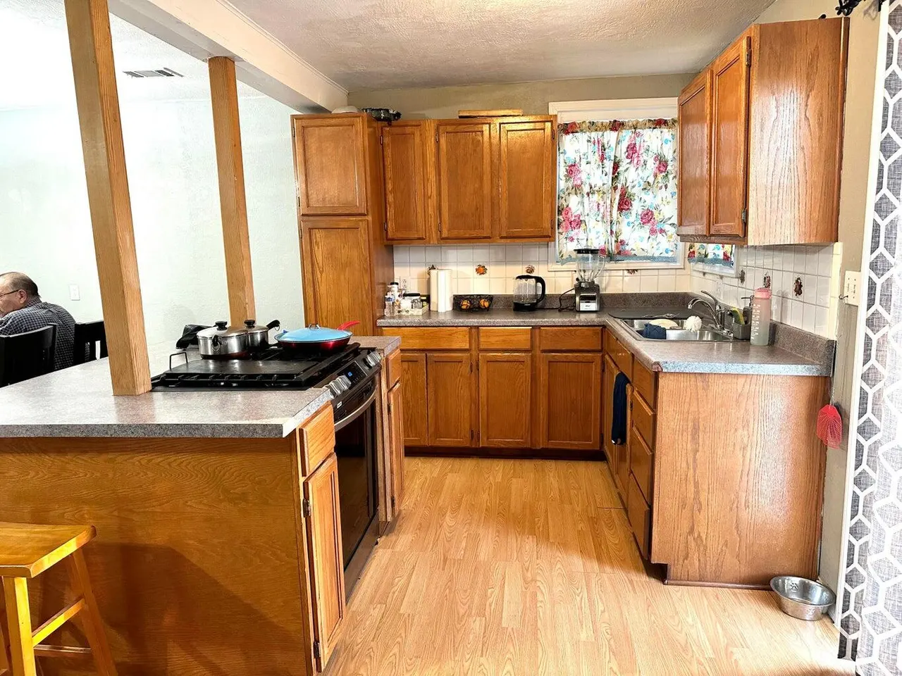 Photo 10 — 401 Xenia Street, Plainview, TX 79072