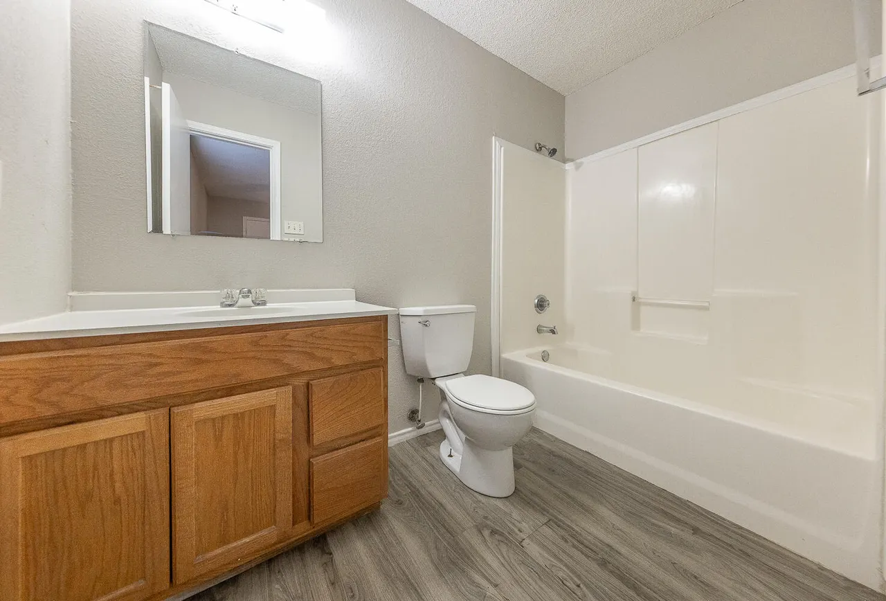 Photo 11 — 804 E 77th Street, Lubbock, TX 79404