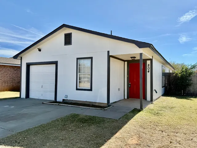 Front exterior — 804 E 77th Street, Lubbock, TX 79404