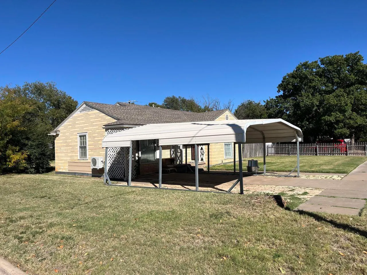 Photo 22 — 120 SW 10th Street, Plainview, TX 79072
