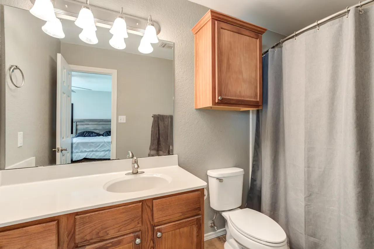 Photo 21 — 2105 Main Street 4, Lubbock, TX 79401