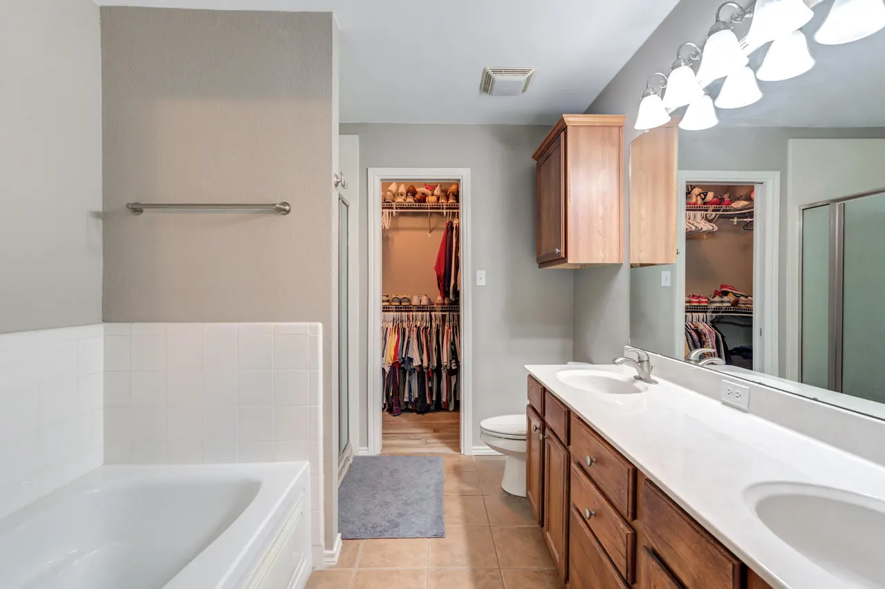 Photo 25 — 2105 Main Street 4, Lubbock, TX 79401