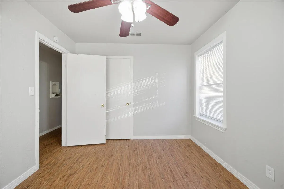 Photo 14 — 4115 31st Street, Lubbock, TX 79410