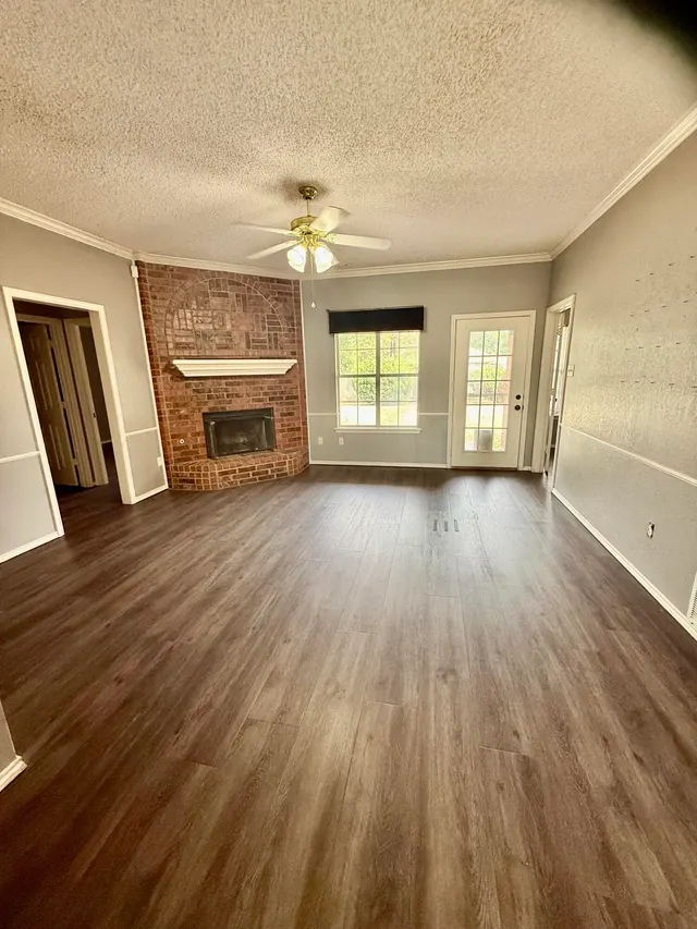 Photo 3 — 5008 60th Street, Lubbock, TX 79414