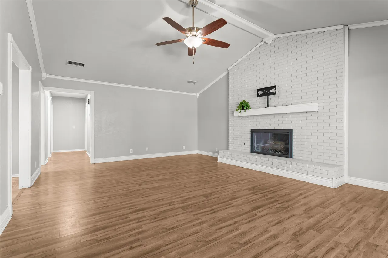 Photo 5 — 5006 57th Street, Lubbock, TX 79414