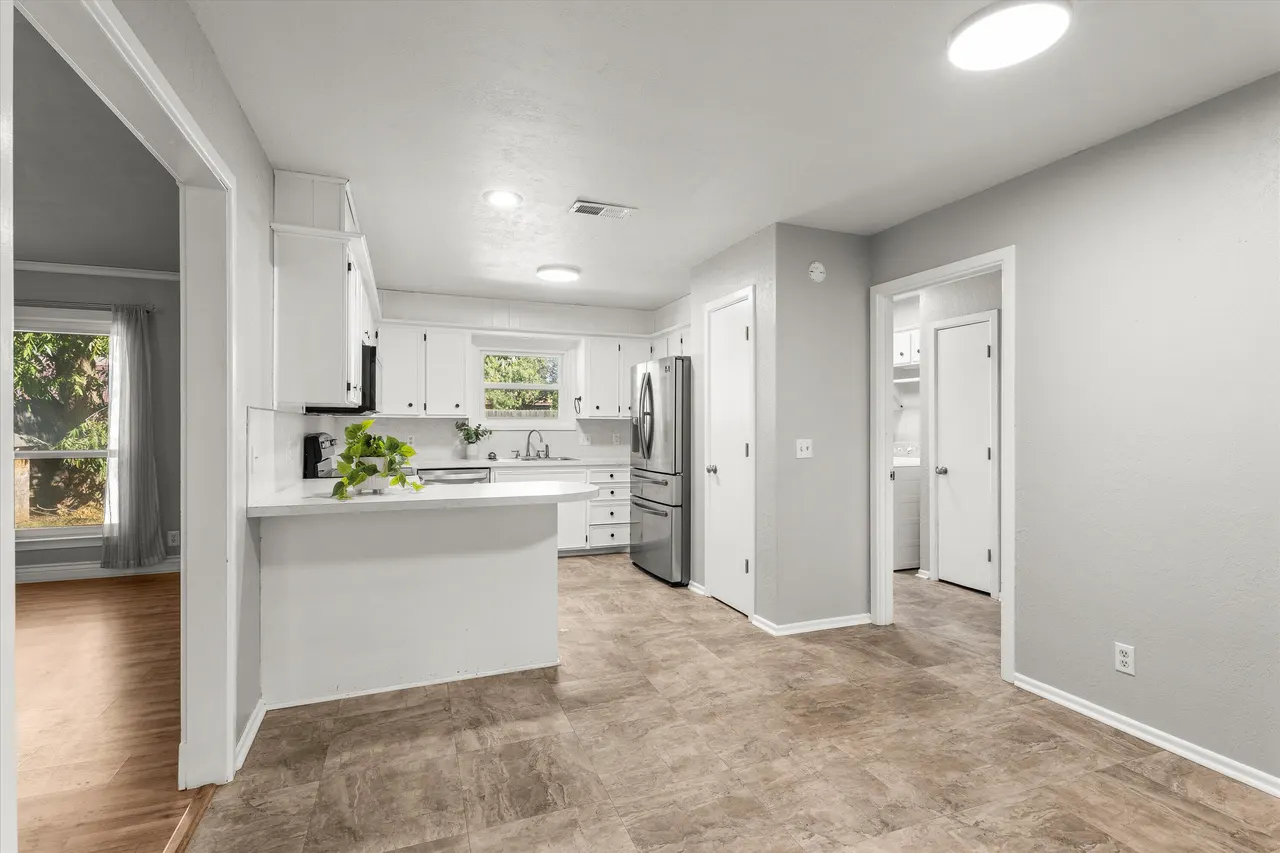 Photo 2 — 5006 57th Street, Lubbock, TX 79414