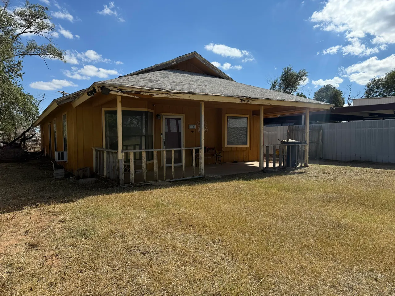 Photo 3 — 3914 Idalou Road, Lubbock, TX 79403