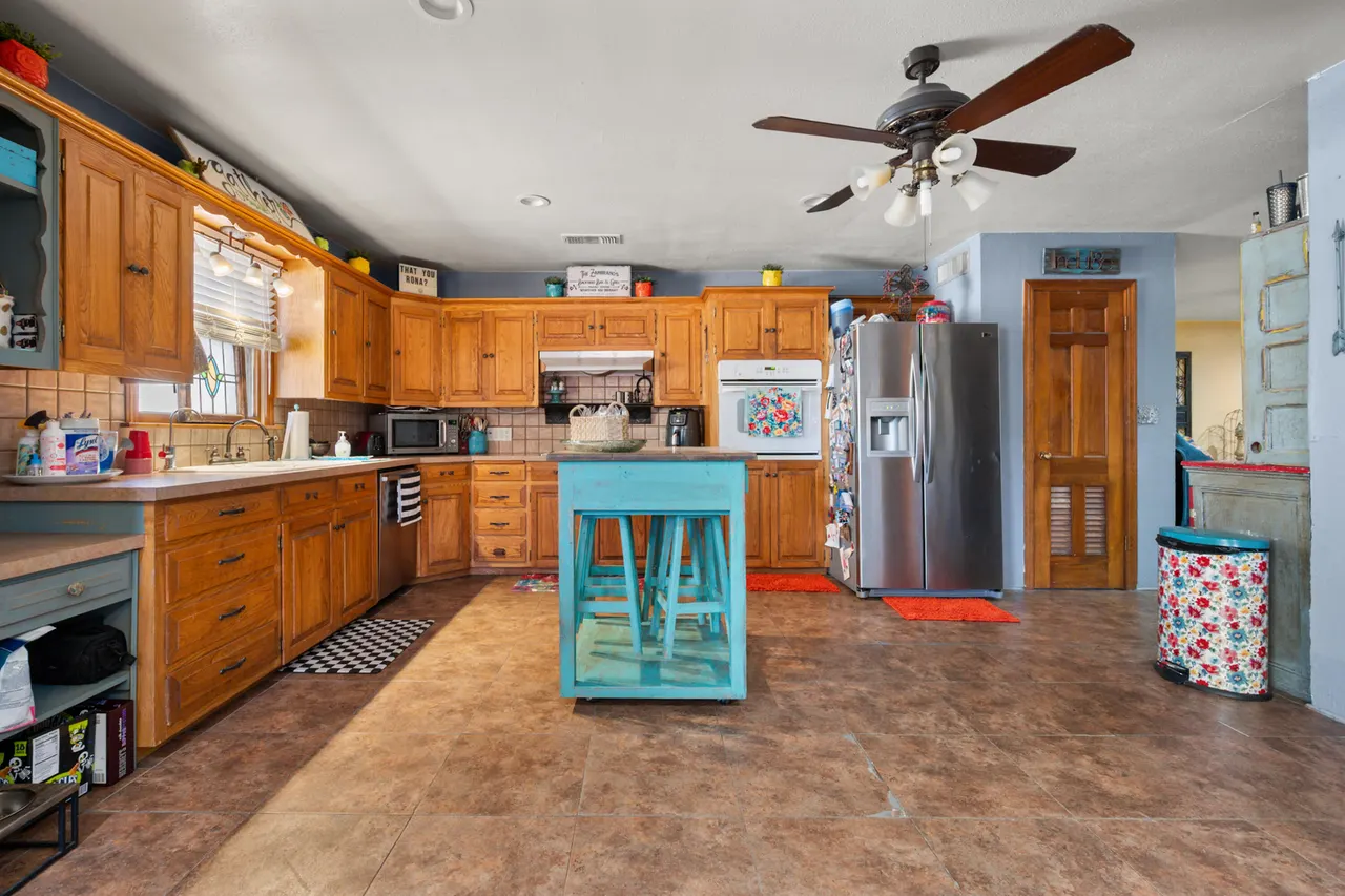 Photo 13 — 1204 Garland Street, Plainview, TX 79072