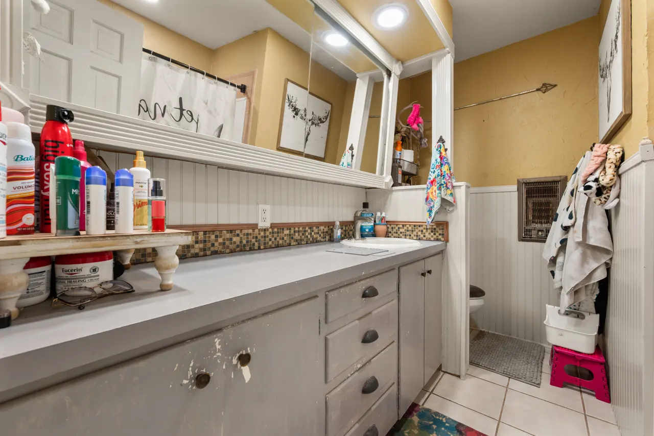 Photo 19 — 1204 Garland Street, Plainview, TX 79072