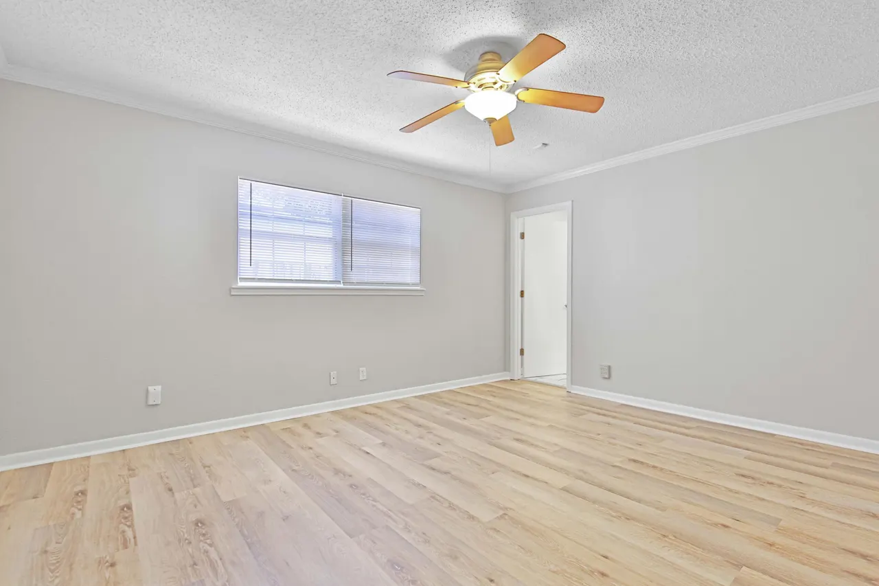 Photo 13 — 4310 42nd Street, Lubbock, TX 79413