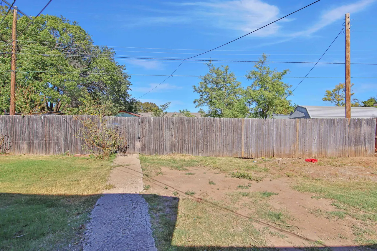 Photo 29 — 4310 42nd Street, Lubbock, TX 79413