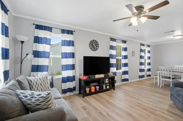 Photo 4 — 915 E Cardwell Street, Brownfield, TX 79316