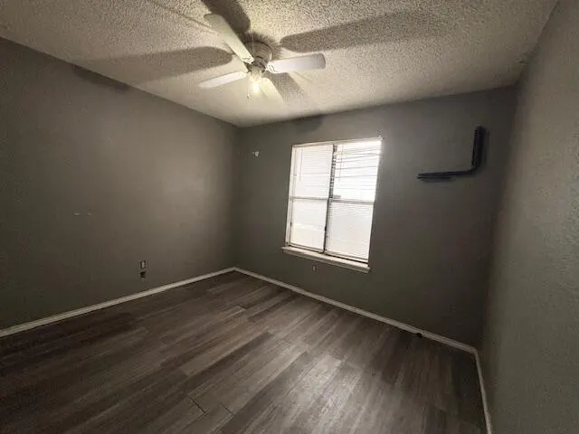 Photo 10 — 4710 65th Street, Lubbock, TX 79414