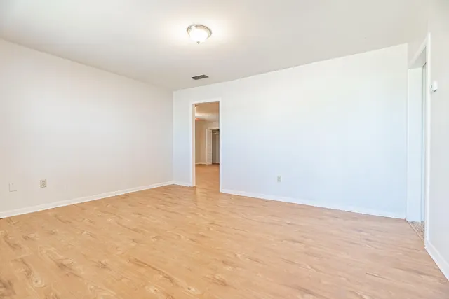 Photo 5 — 1806 E 5th Street Street, Petersburg, TX 79250