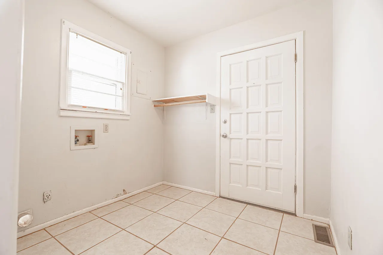 Photo 18 — 1806 E 5th Street Street, Petersburg, TX 79250