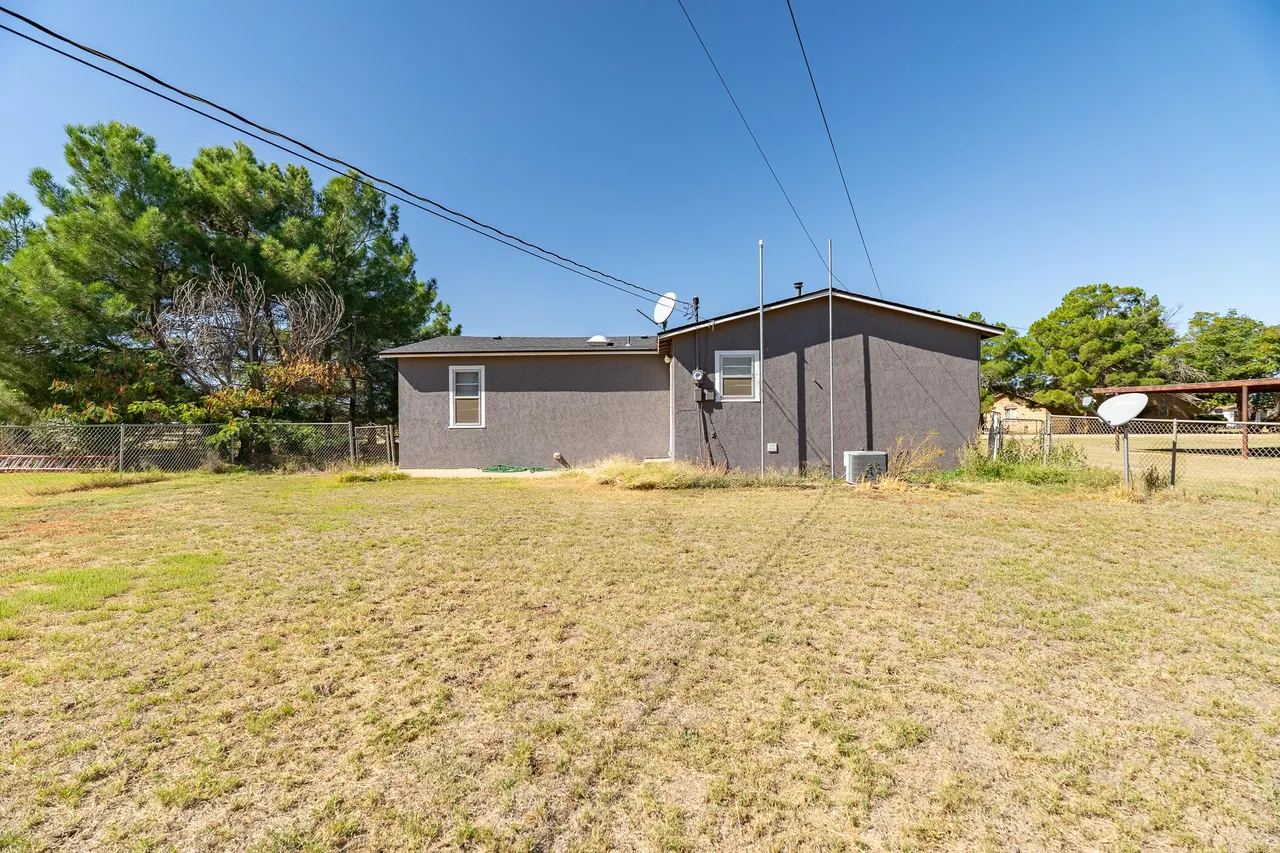 Photo 22 — 1806 E 5th Street Street, Petersburg, TX 79250