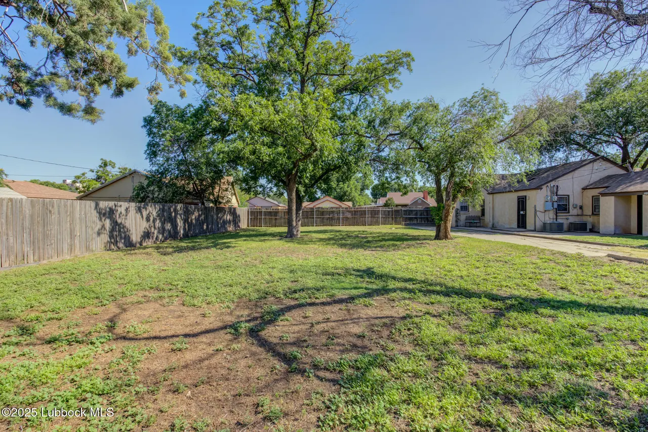 Photo 45 — 1912 24th Street, Lubbock, TX 79411