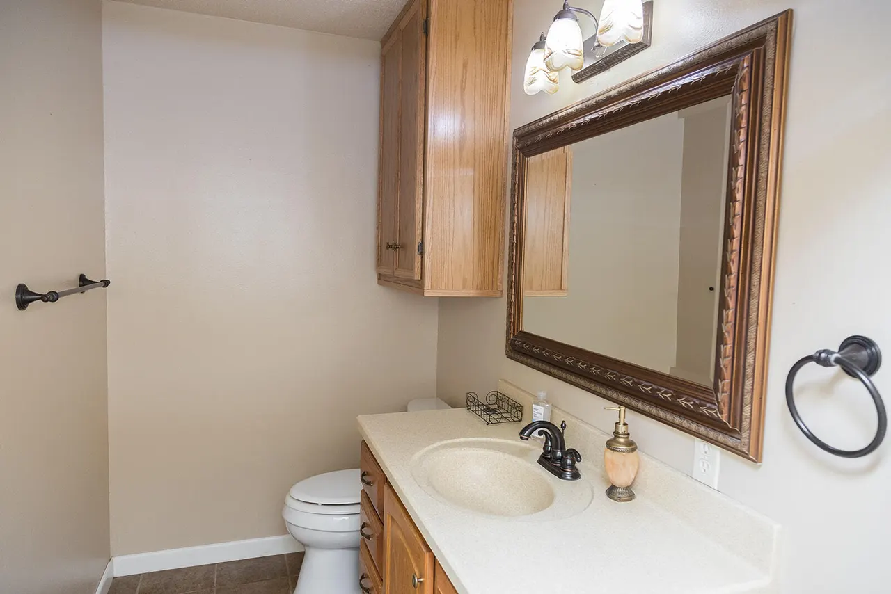 Photo 20 — 1209 Dallas Street, Plainview, TX 79072