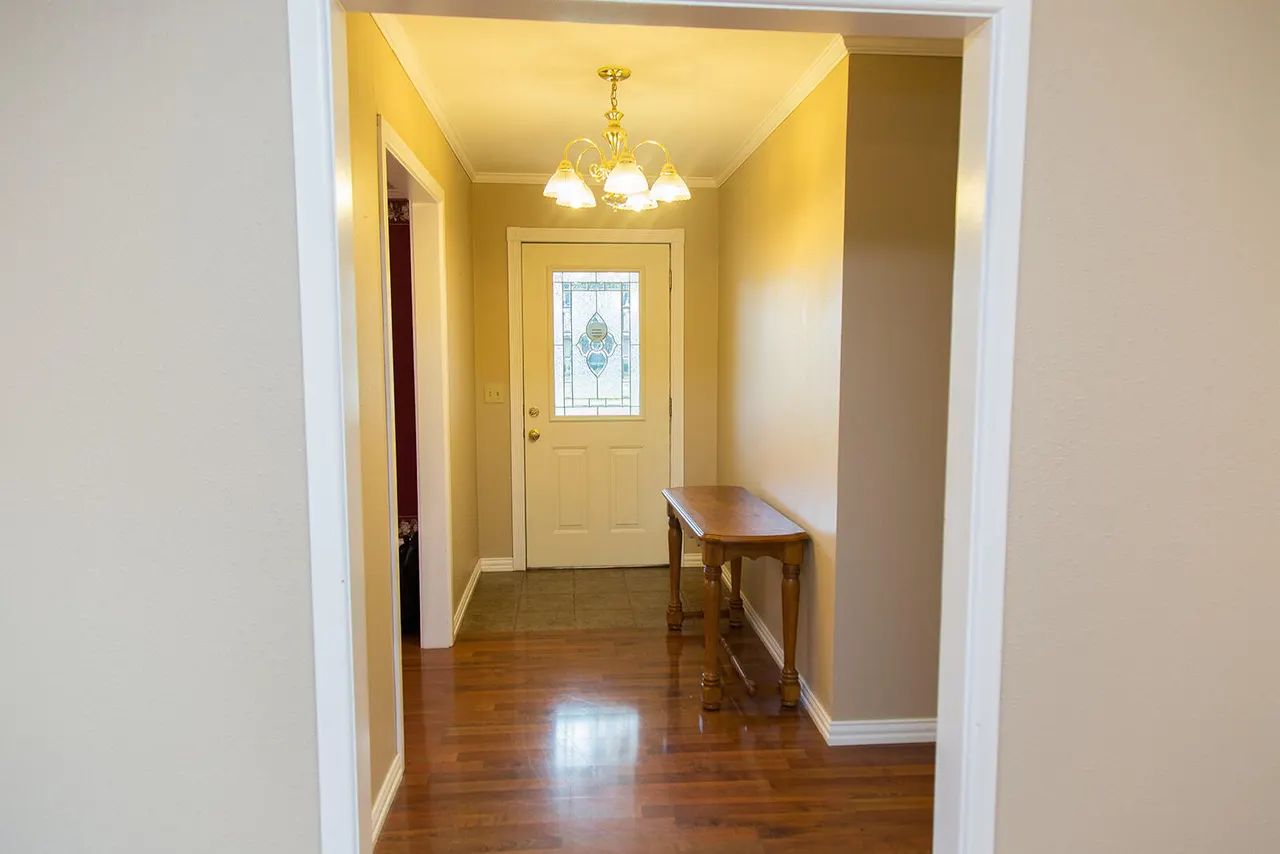 Photo 6 — 1209 Dallas Street, Plainview, TX 79072