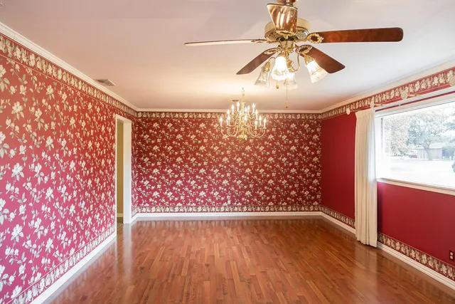 Photo 7 — 1209 Dallas Street, Plainview, TX 79072