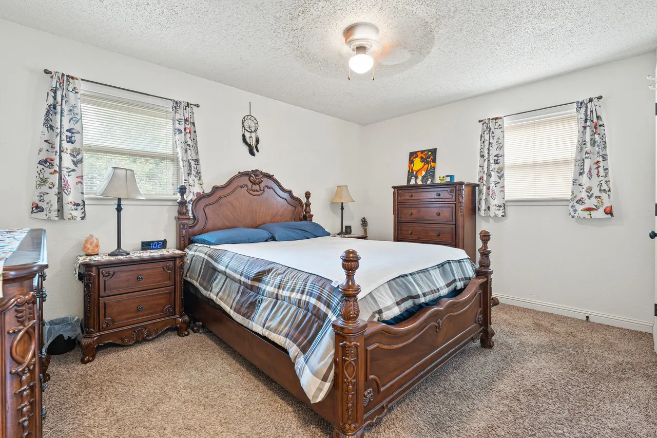 Photo 12 — 726 6th Street, Wolfforth, TX 79382