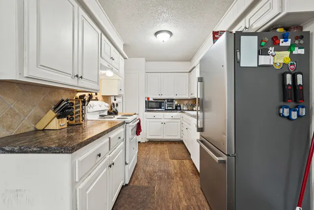 Photo 8 — 726 6th Street, Wolfforth, TX 79382