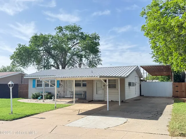 Photo 2 — 5303 38th Street, Lubbock, TX 79414